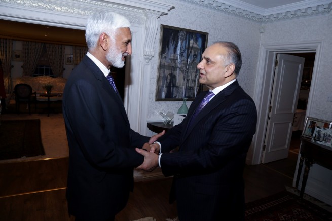 Syed Ibne Abbas, Pakistan High Commissioner to the UK with Admiral Zakaullah, Chief of The Naval Staff at his residence in London on 11-2-2016