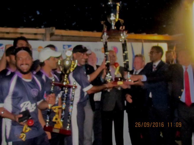 Ambassador-of-Pakistan-in-France-is-giving-gave-awary-Jinnah-Champion-Trophy-to-the-Paris-University-Club-the-Winner-of-Jinnah-Champions-Trophy-in-Paris-Today-25th-Sept-2016