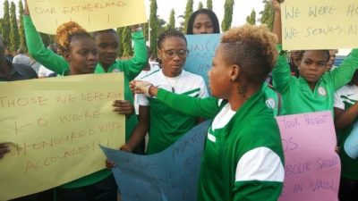 Nigeria Super Falcons march on parliament to demand bonuses