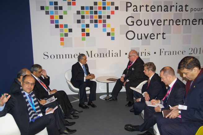 Senator Mohammad Ishaq Dar Federal Minister for Finance and Economic Affairs of Pakistan is meeting with Sir Eric Pickels Head of Anti-Corruption, UK at the British Embassy in Paris today (8th December, 2016)
