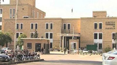 Fates of Imran, Jehangir Tareen will be decided on same day: CEC