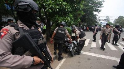 Indonesia police say Christmas bomb plot foiled, three killed