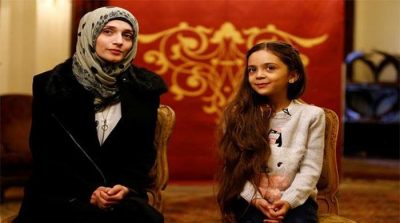 Young Syrian Twitter star dreams of returning to Aleppo to teach