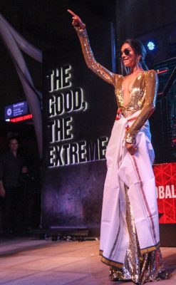 Deepika Padukone looks amazing in shining golden dress