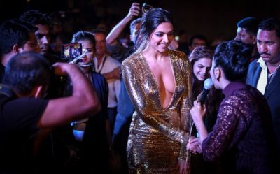 Deepika Padukone looks amazing in shining golden dress