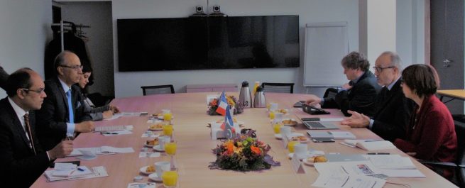 Ambassador of Pakistan to France Moin ul Haque is presenting souvenir holding talks with the management of Institute Mines Telecom led by Mr. Philippe Jamet, President during his visit to the Institute in Paris, today. (4.01.2017)