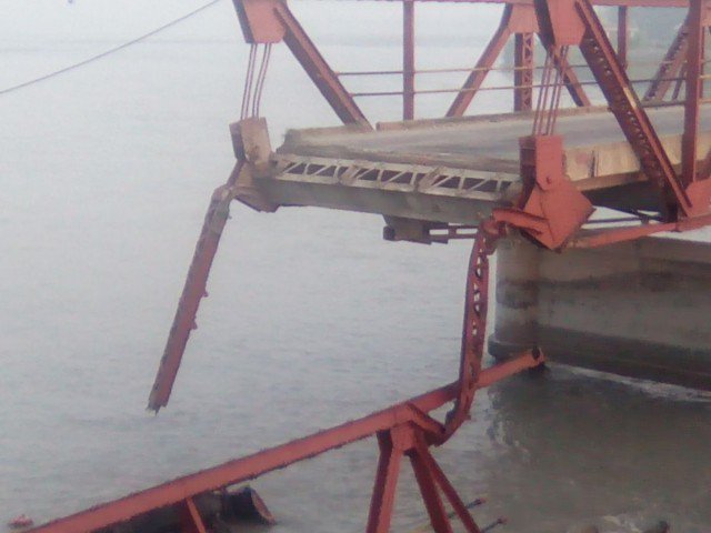 While confirming the incident, District Administration Charsadda told The Express Tribune that the bridge came down because of a truck travelling on it carrying 1600 cement bags weighing around 80 tons. PHOTO: MUREEB MOHMAND