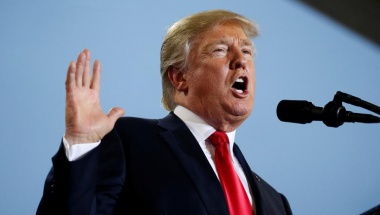 U.S. President Donald Trump speaks about tax reform in Harrisburg, Pennsylvania, U.S., October 11, 2017. REUTERS/Joshua Roberts - RC185DDF2900